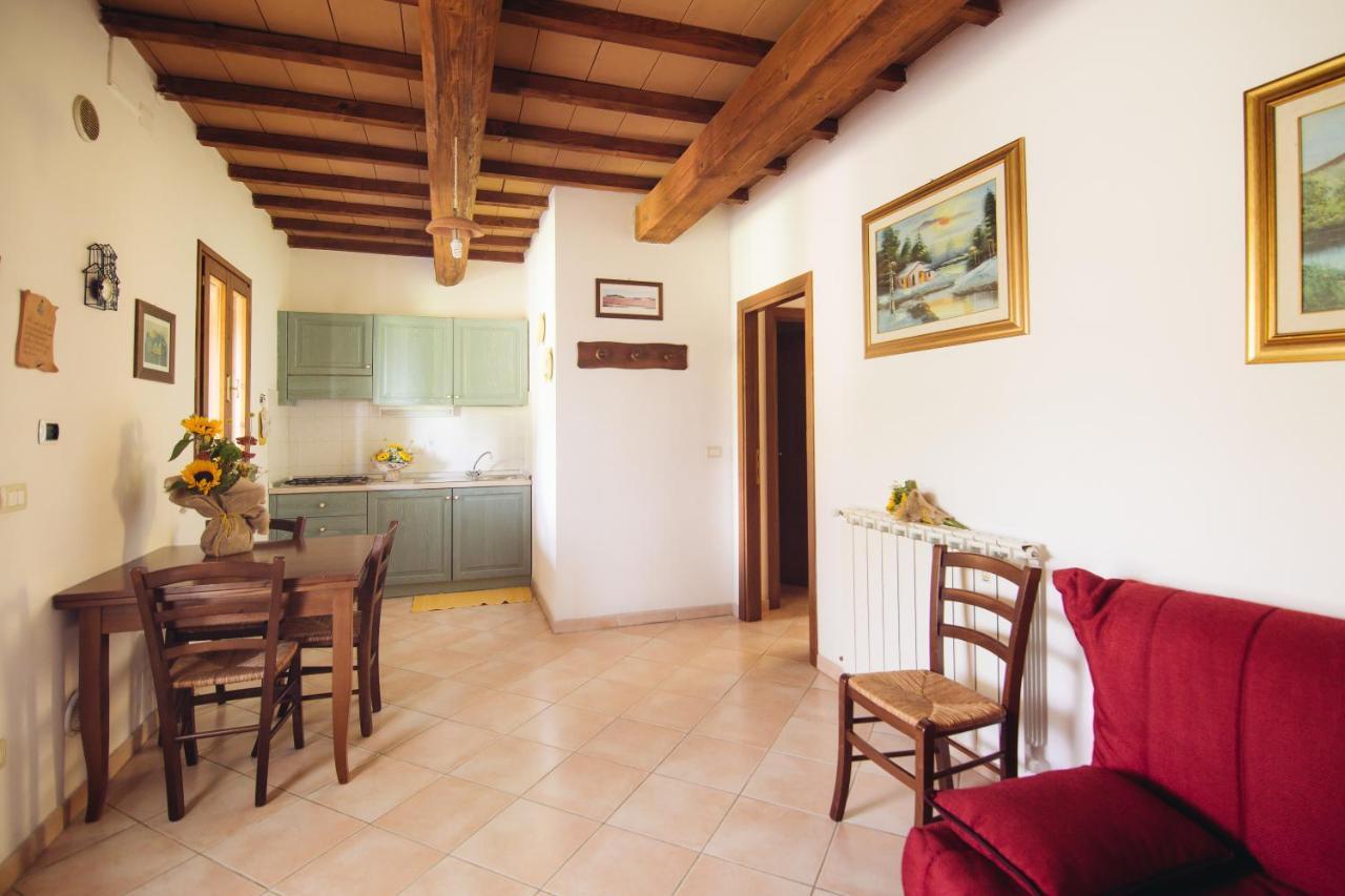 Agriturismo Le Giare Bagno Roselle Bagian luar foto