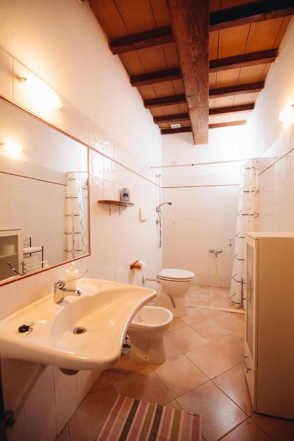 Agriturismo Le Giare Bagno Roselle Bagian luar foto
